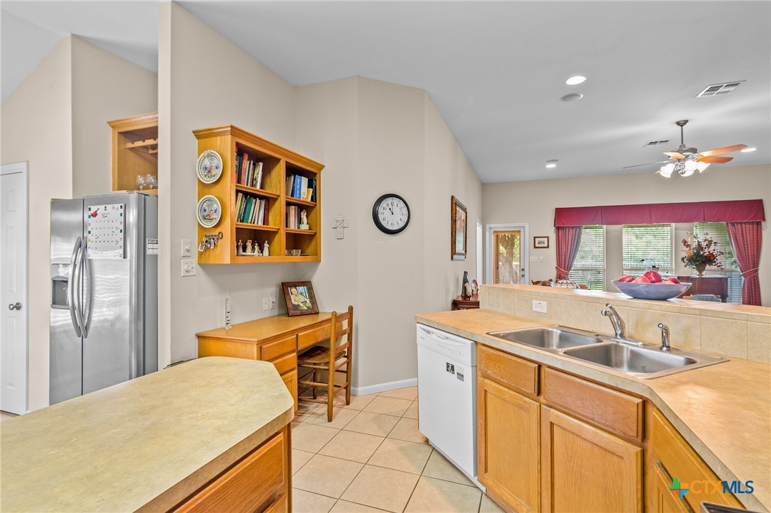 301 Deerchase Property Photo 9