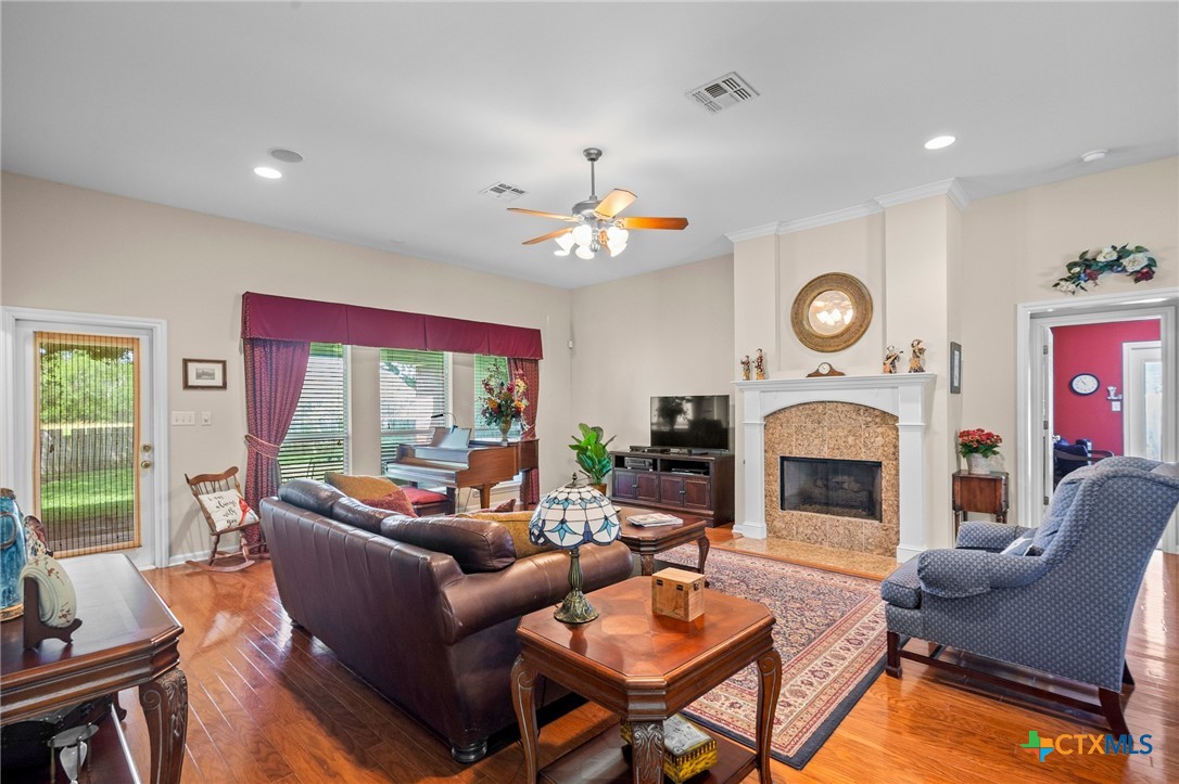 301 Deerchase Property Photo 16