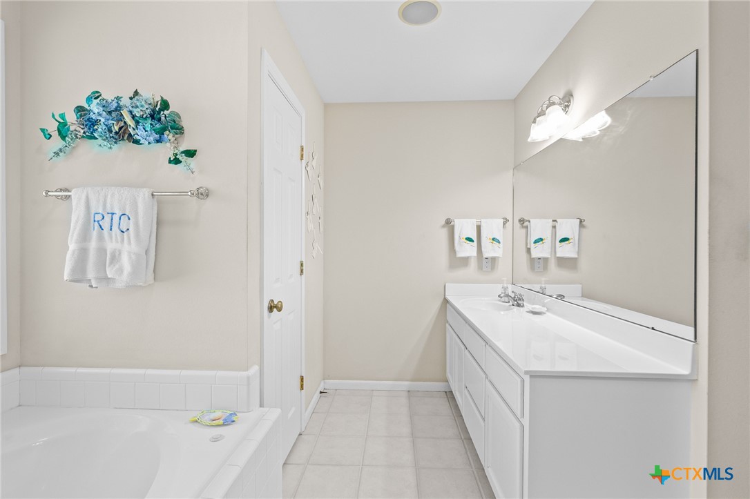 301 Deerchase Property Photo 24