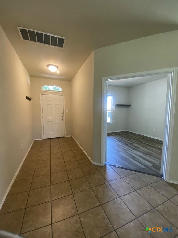 3504 Lorne Drive Property Photo 2