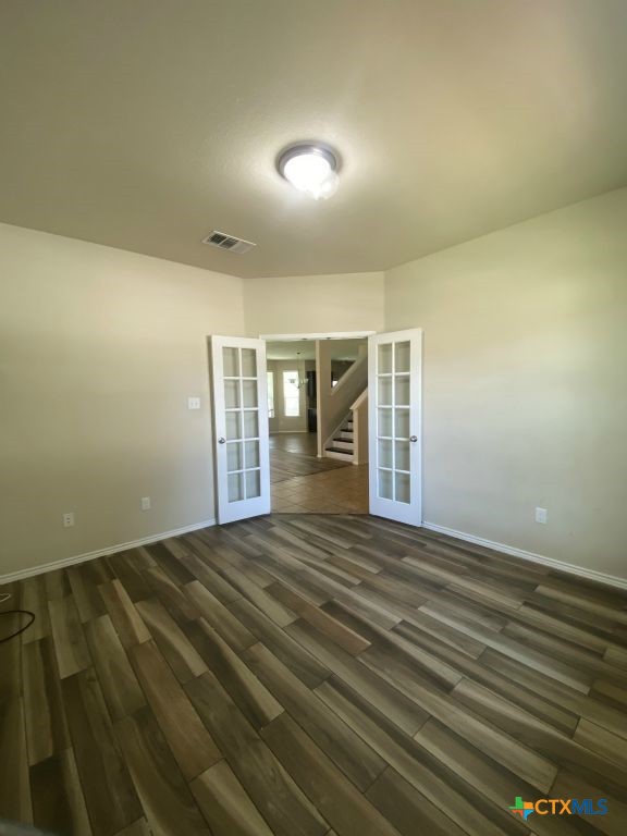 3504 Lorne Drive Property Photo 5