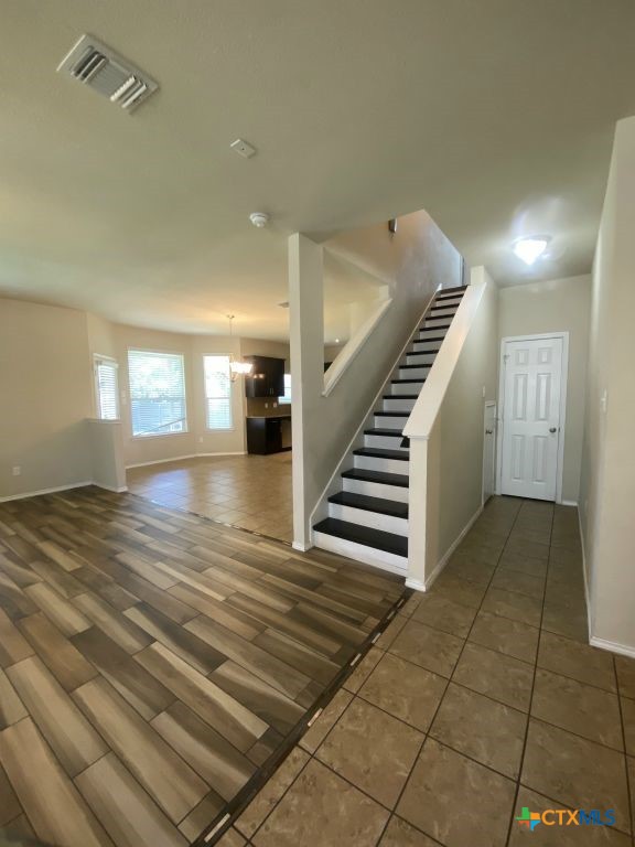 3504 Lorne Drive Property Photo 6