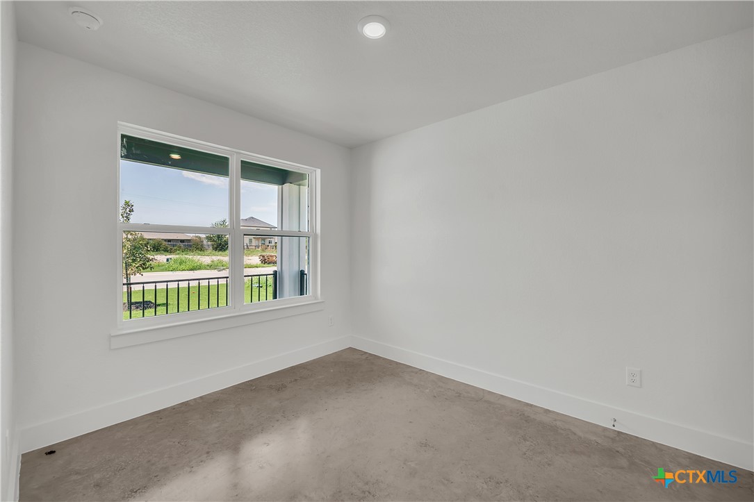 1122 College Avenue Property Photo 13