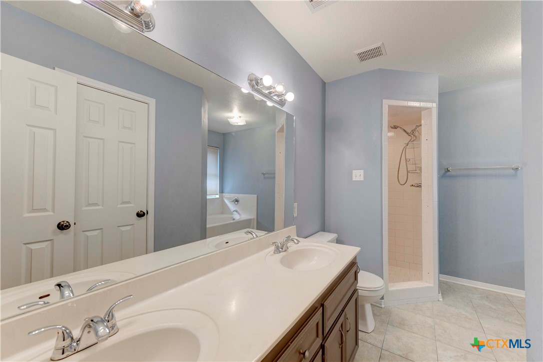 4700 Aurora Circle Property Photo 13