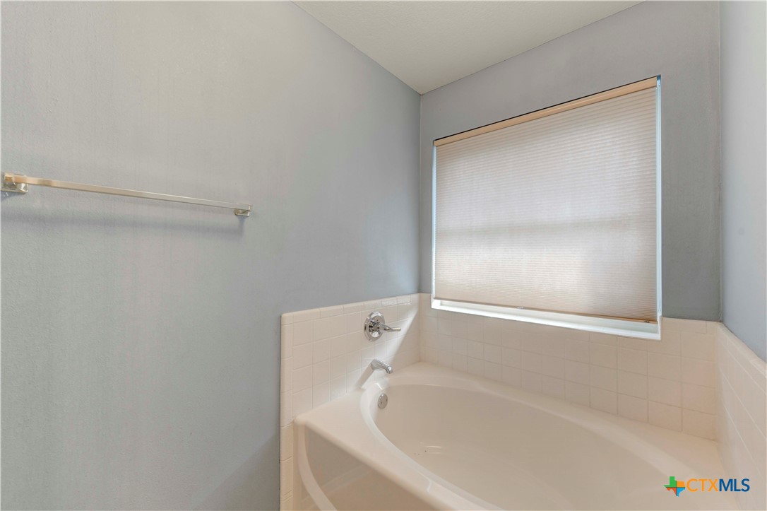 4700 Aurora Circle Property Photo 14