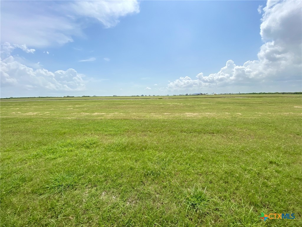 2936 Hammock Court Property Photo 15