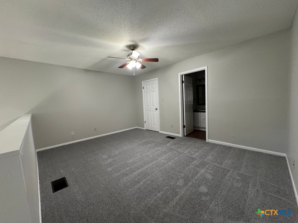 2112 E Airline Road Property Photo 10