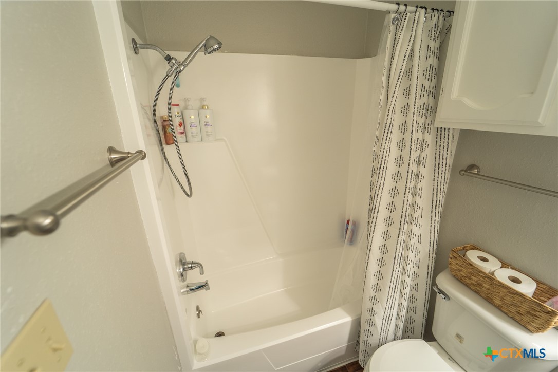 2112 E Airline Road Property Photo 21