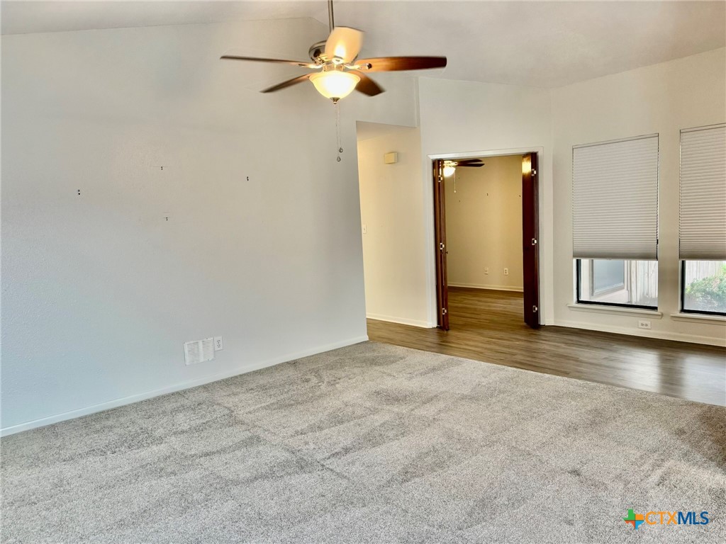 101 Waterford Drive Property Photo 6