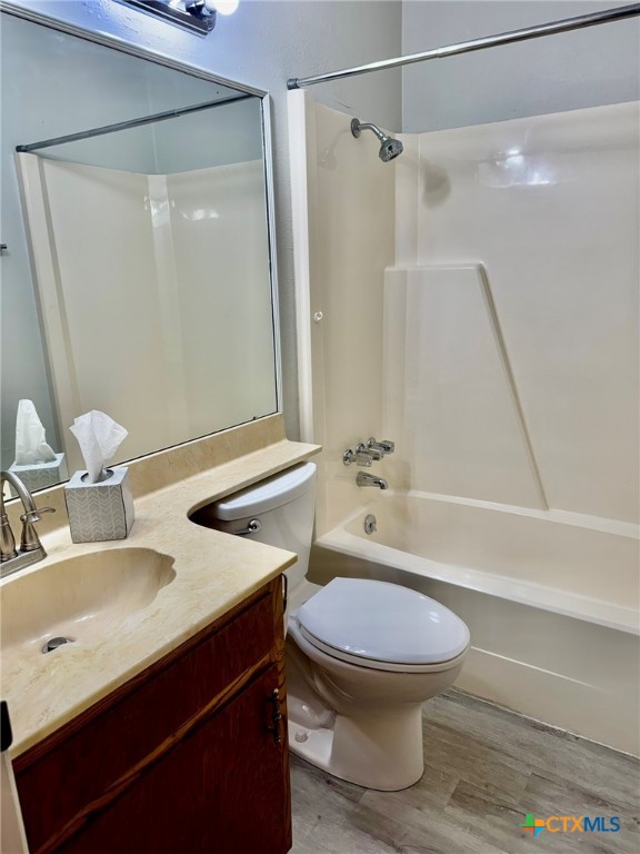 101 Waterford Drive Property Photo 17