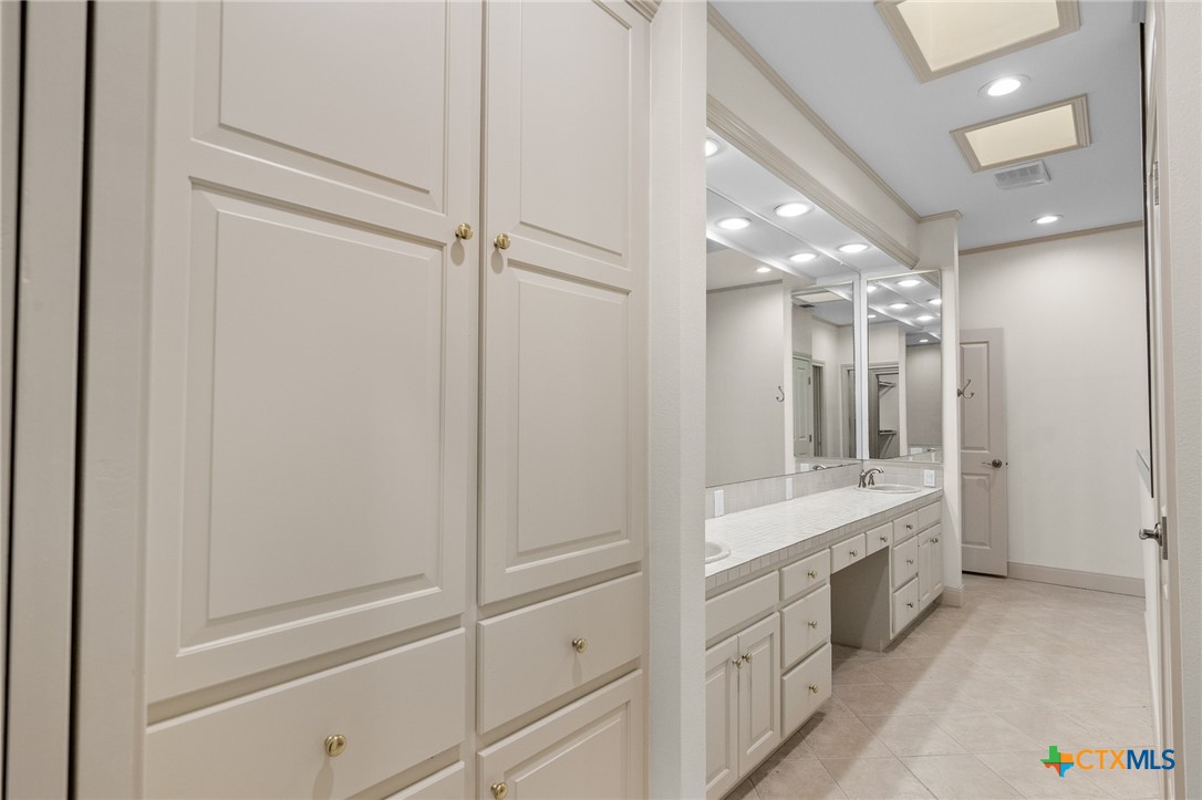 6009 Country Club Dr Property Photo 20