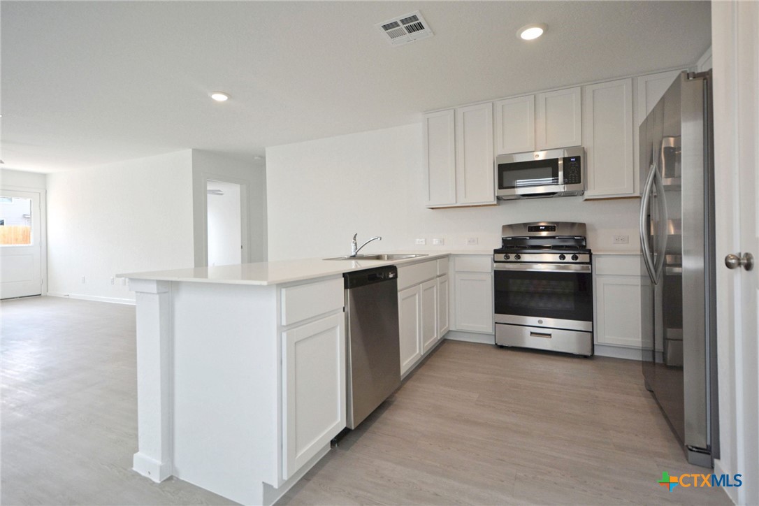 11559 Field Briar Property Photo 4