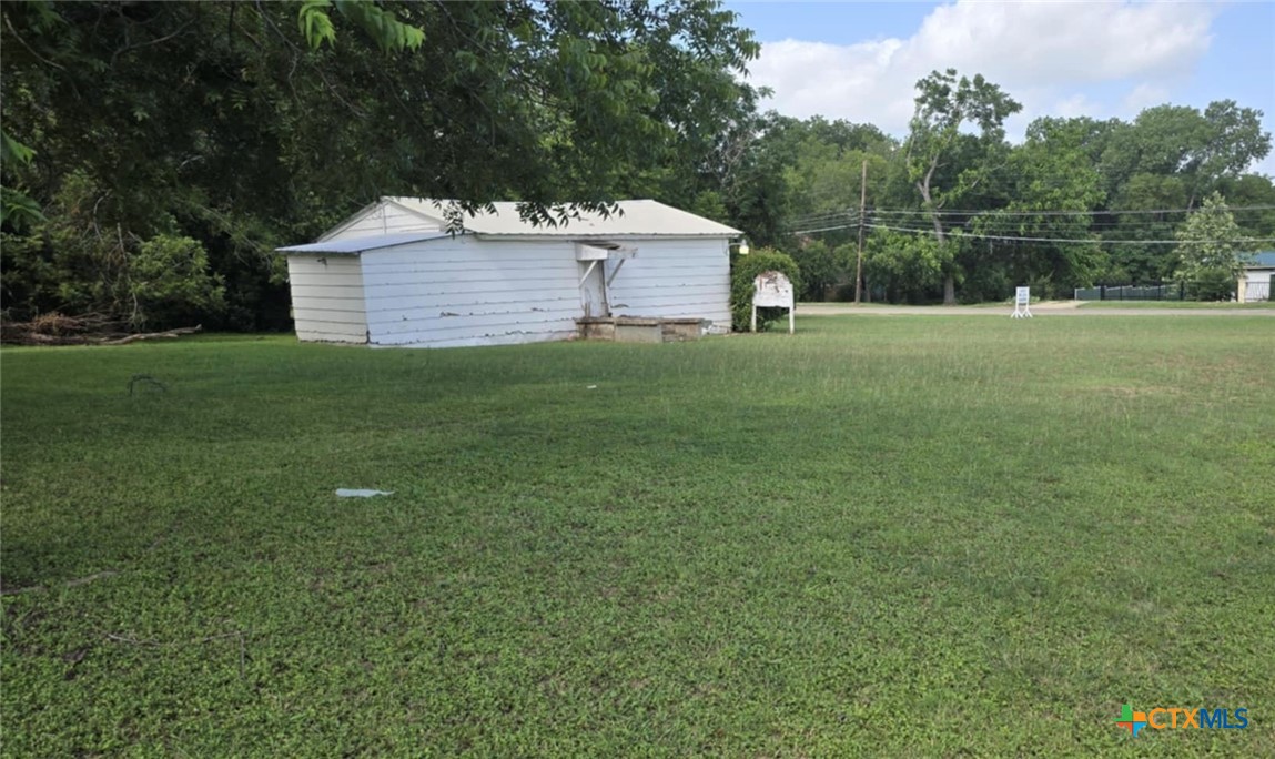 702 & 706 S Penelope Street Property Photo 2