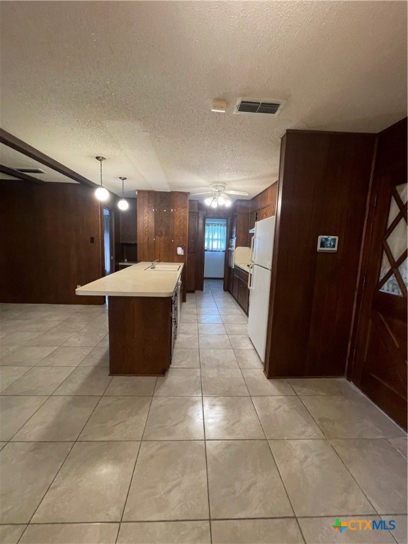 508 Tower Street Property Photo 11