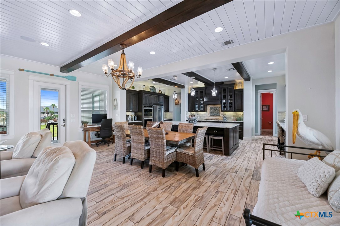 2719 Stella Property Photo 5