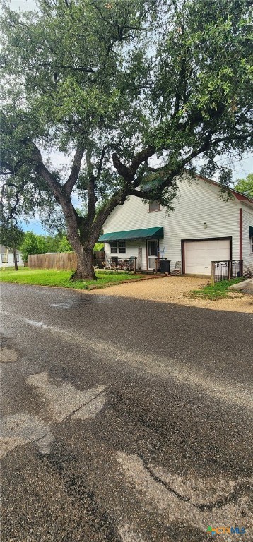 1123 N Beal Street Property Photo 3