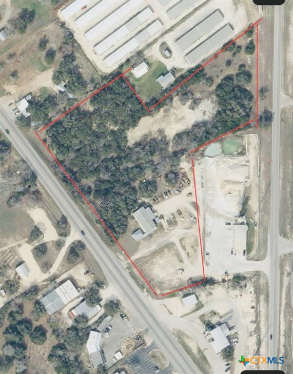 1698 S Us 281 Highway Property Photo 3