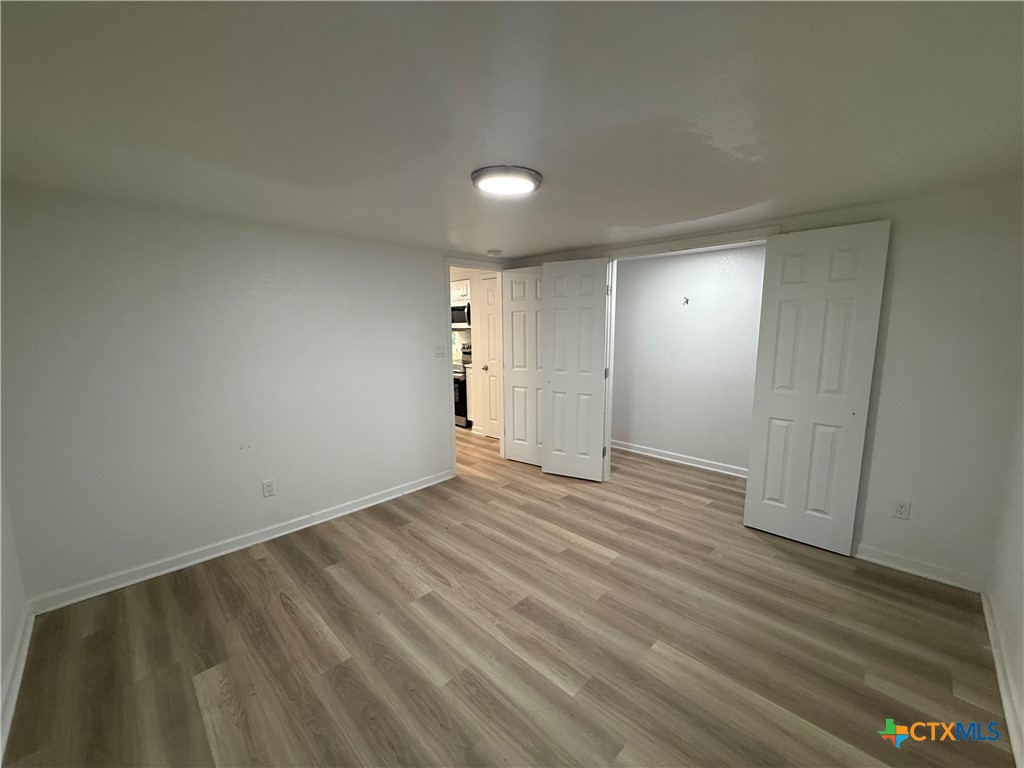 1007 Hackberry Street C Property Photo 5