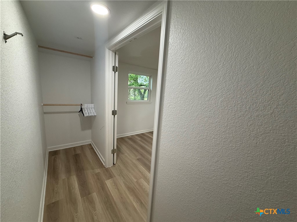 1007 Hackberry Street C Property Photo 7