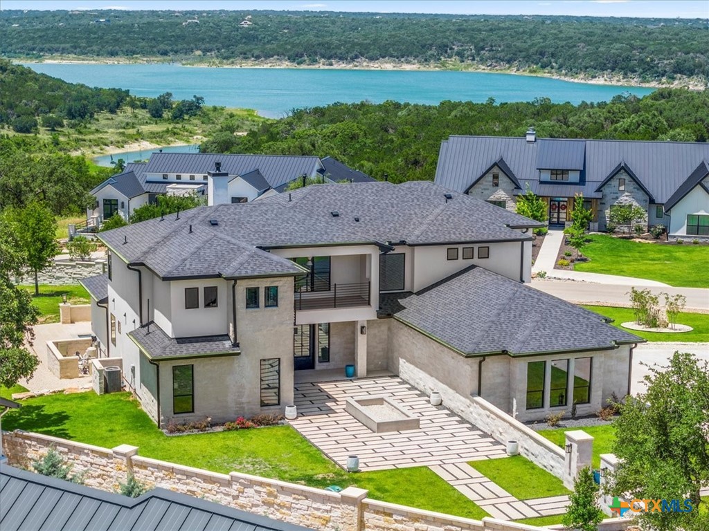 1000 Southlake Ranch Road Property Photo 1