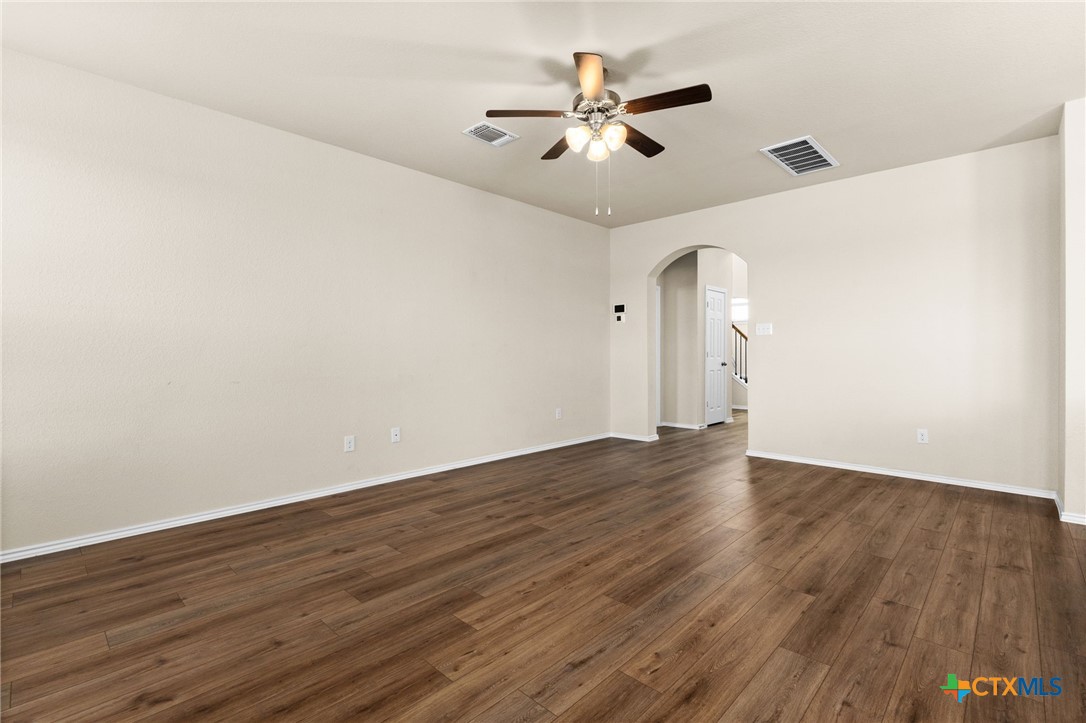 2613 Creekside Hills Boulevard Property Photo 6