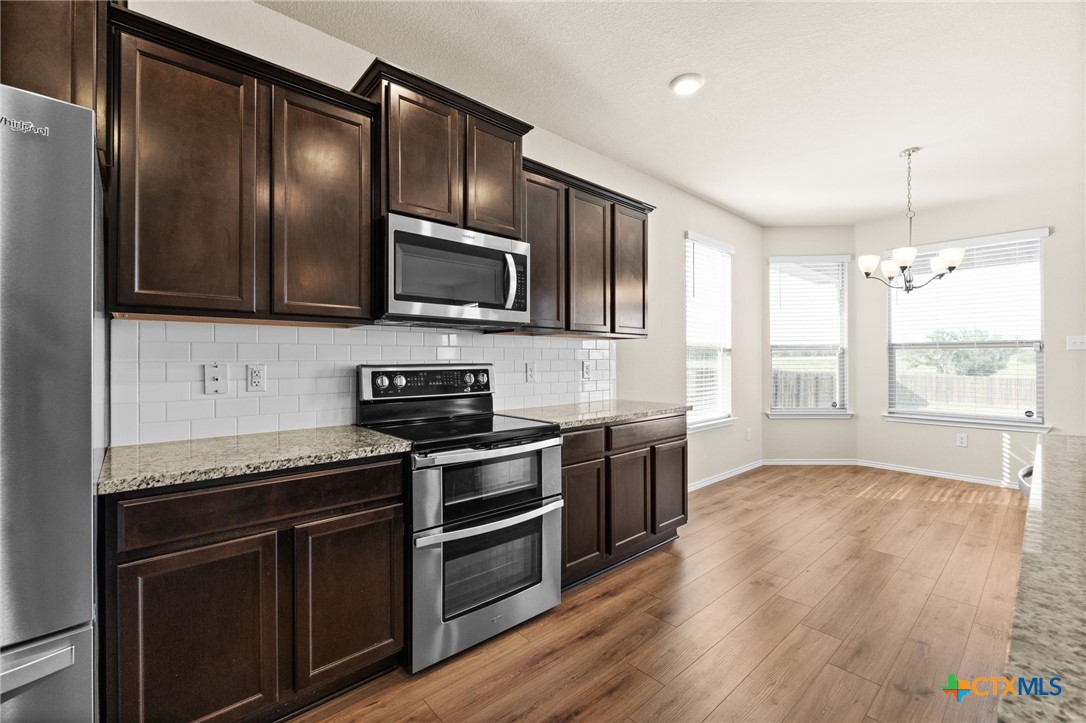 2613 Creekside Hills Boulevard Property Photo 9
