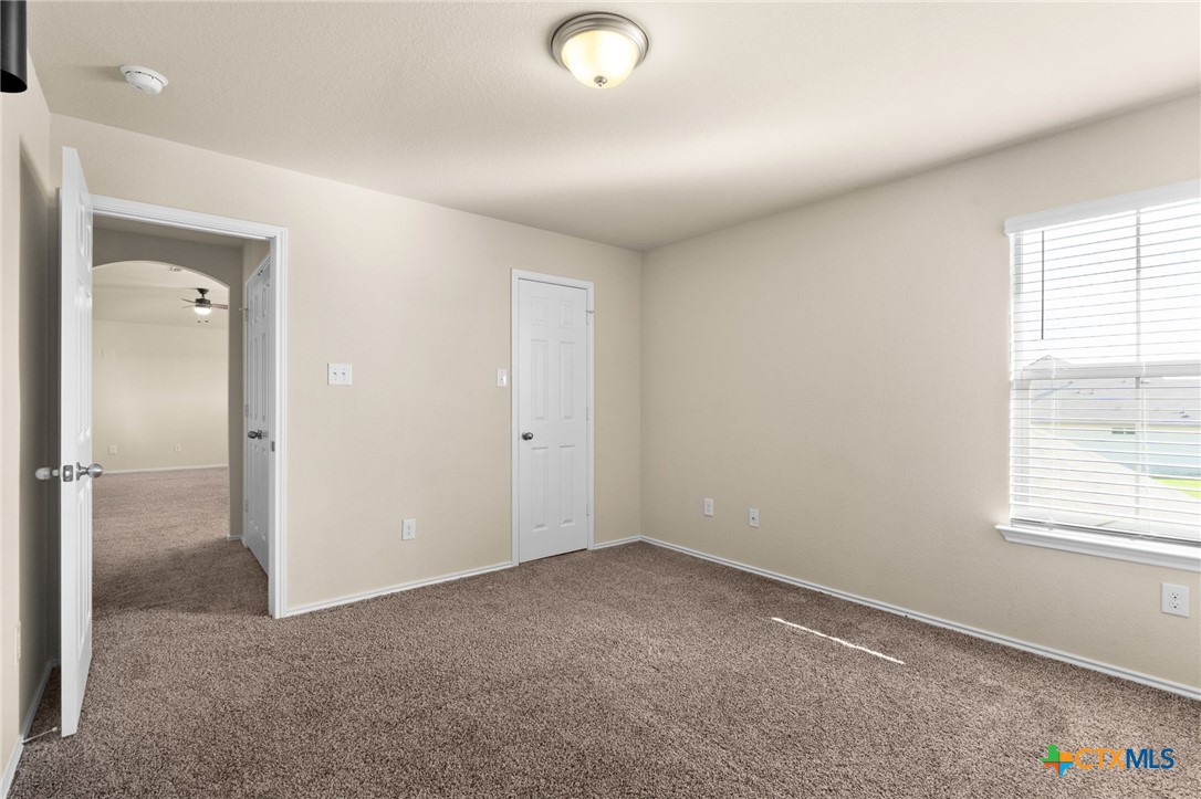 2613 Creekside Hills Boulevard Property Photo 23