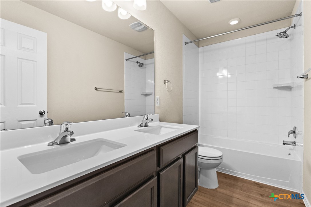 2613 Creekside Hills Boulevard Property Photo 24