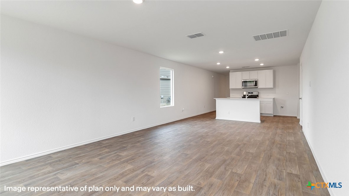 1009 Seedling Lane Property Photo 13