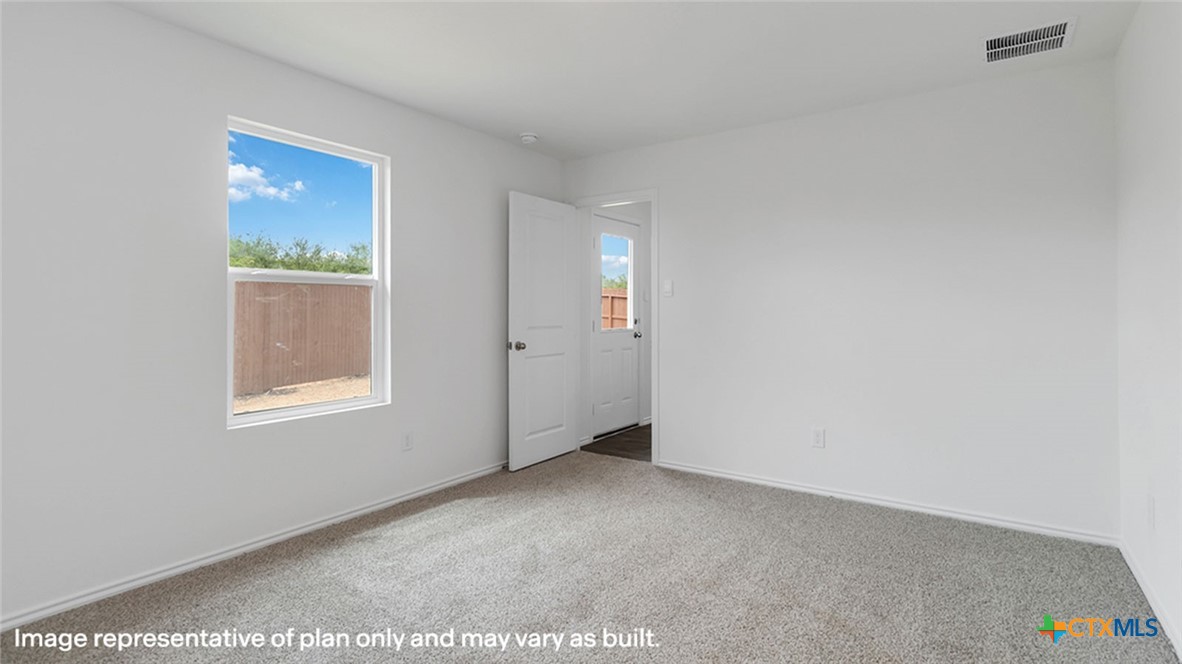1009 Seedling Lane Property Photo 15