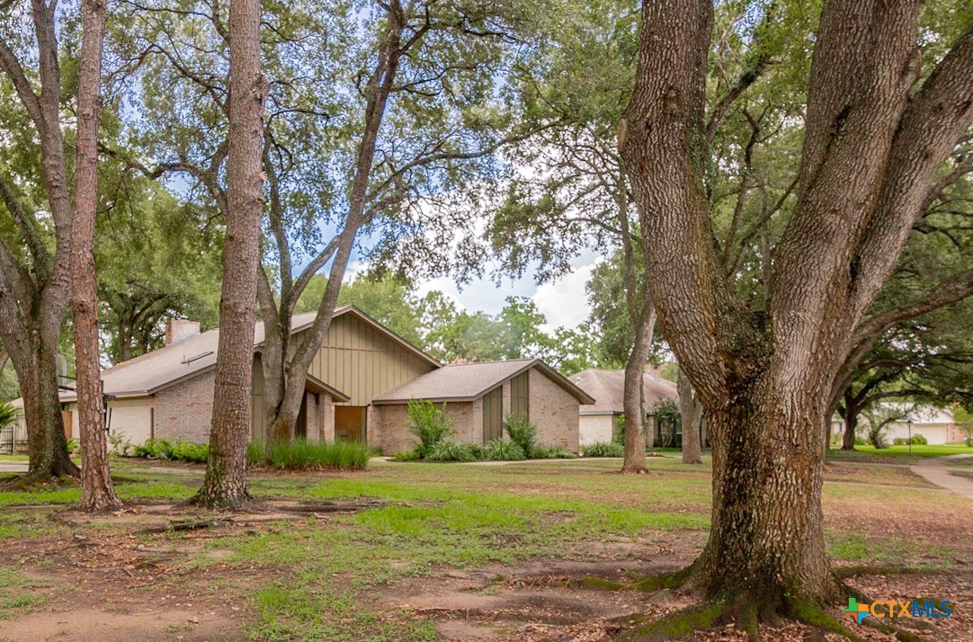 105 Creekside Drive Property Photo 35