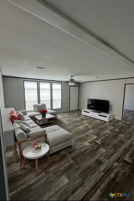 19656 Us Highway 77 Property Photo 6