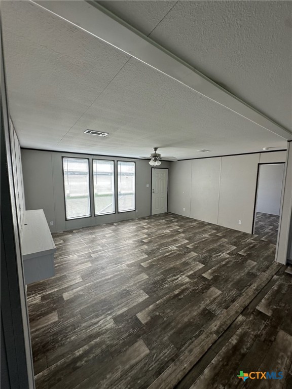 19656 Us Highway 77 Property Photo 7