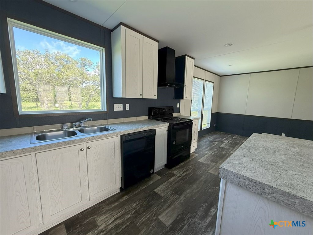 19656 Us Highway 77 Property Photo 10