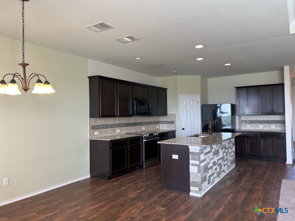 8902 Bowfield Drive Property Photo 2