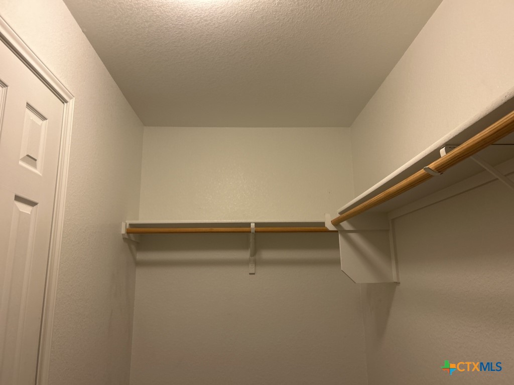 8902 Bowfield Drive Property Photo 8