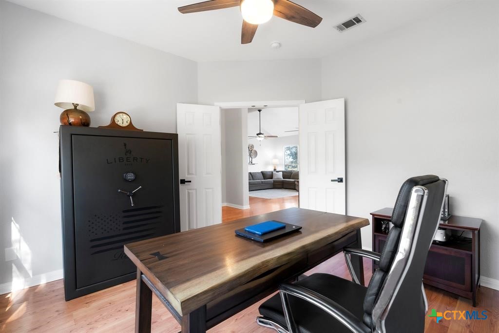 10306 Vance Circle Road Property Photo 32