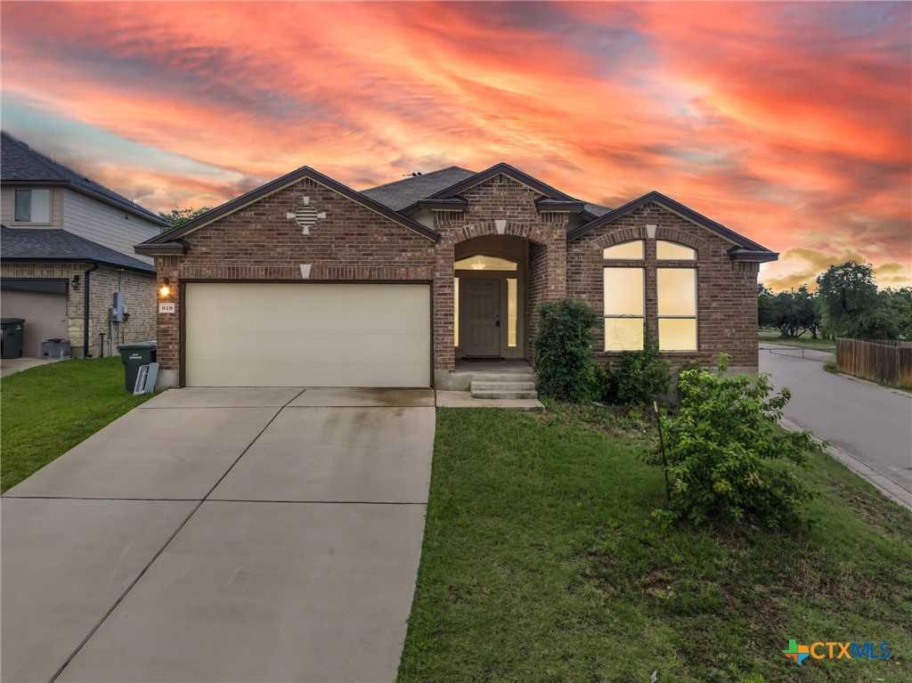 818 Hobby Road Property Photo 1