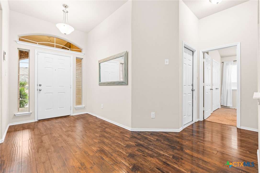 818 Hobby Road Property Photo 6