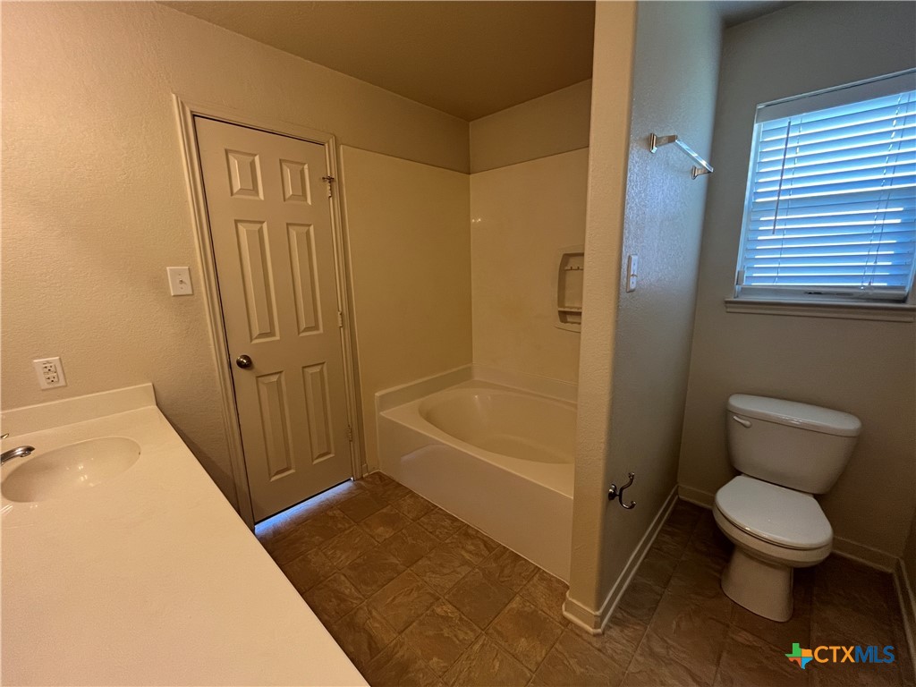 3503 Ennis Drive Property Photo 14