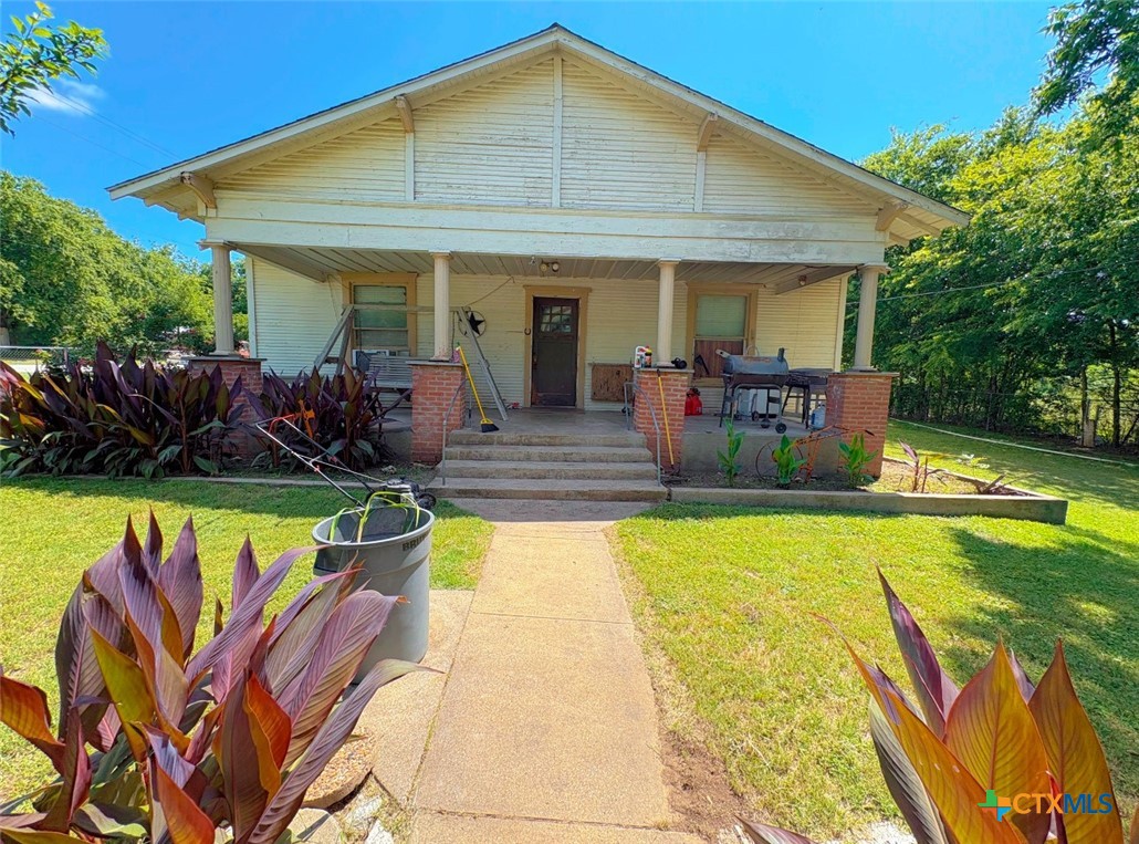 518 E 5th Street Property Photo 1