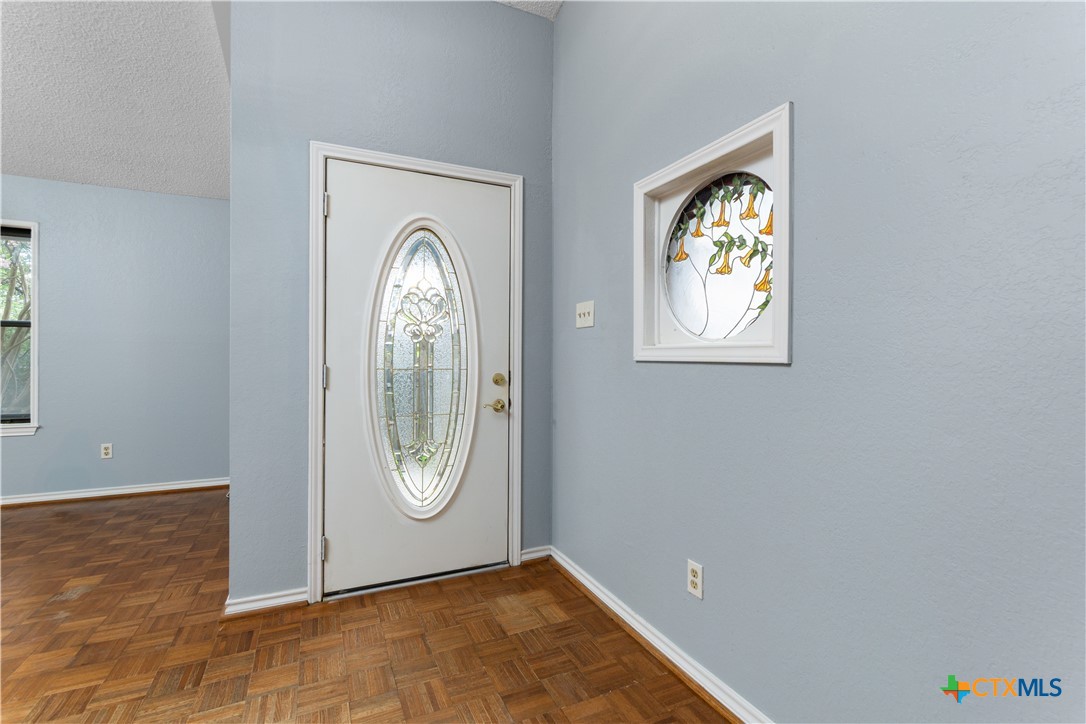 1606 Cedar Oaks Lane Property Photo 4