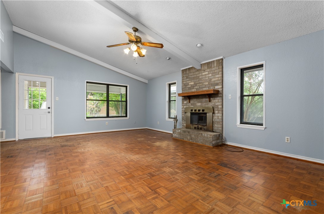 1606 Cedar Oaks Lane Property Photo 5