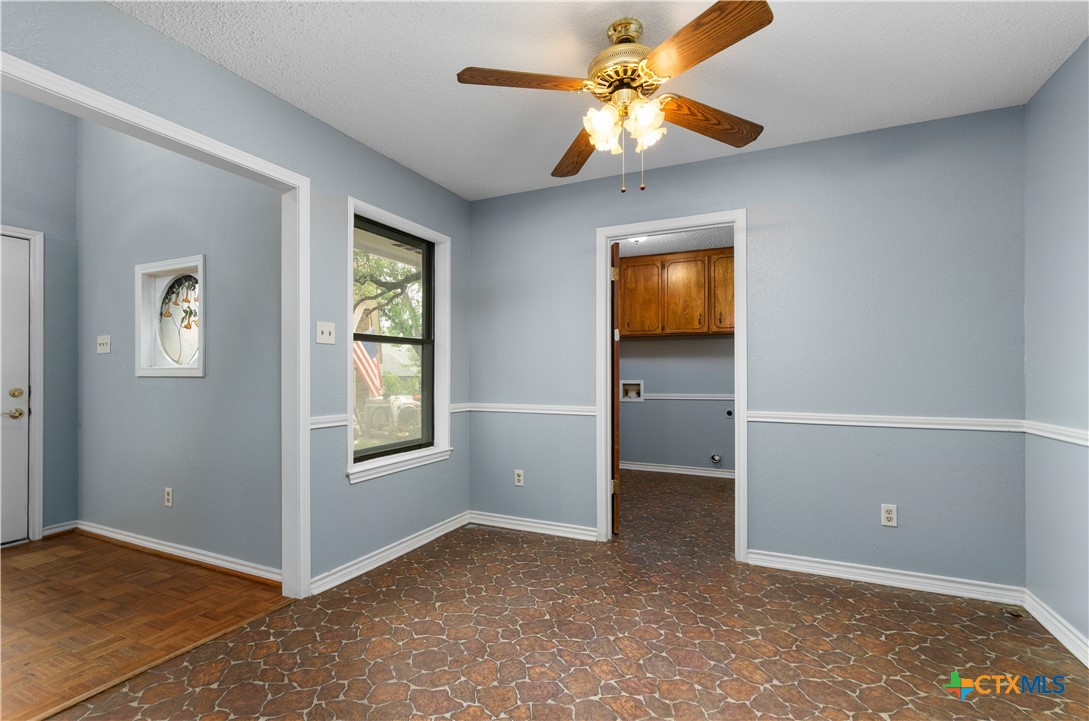 1606 Cedar Oaks Lane Property Photo 10