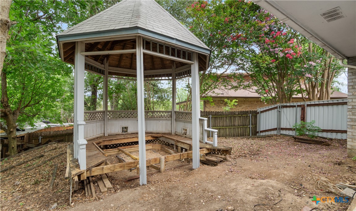 1606 Cedar Oaks Lane Property Photo 30
