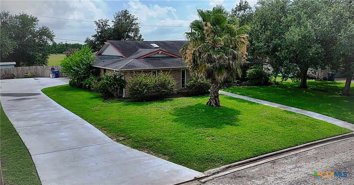 1001 Brookhollow Drive Property Photo 1
