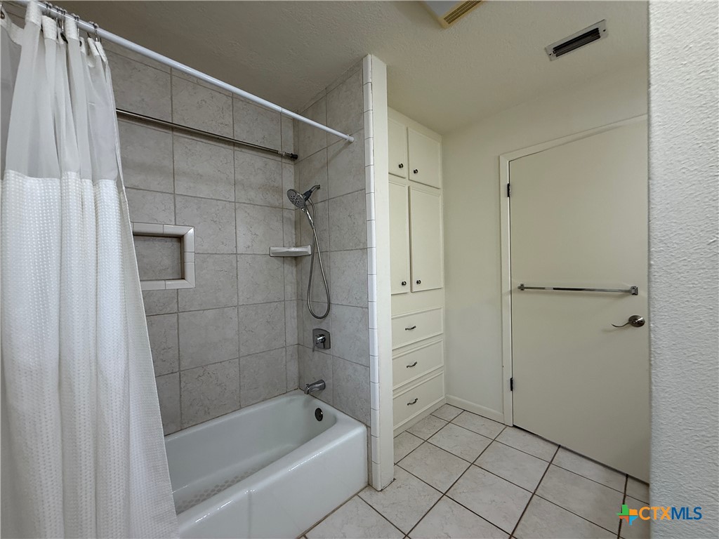 1001 Brookhollow Drive Property Photo 28