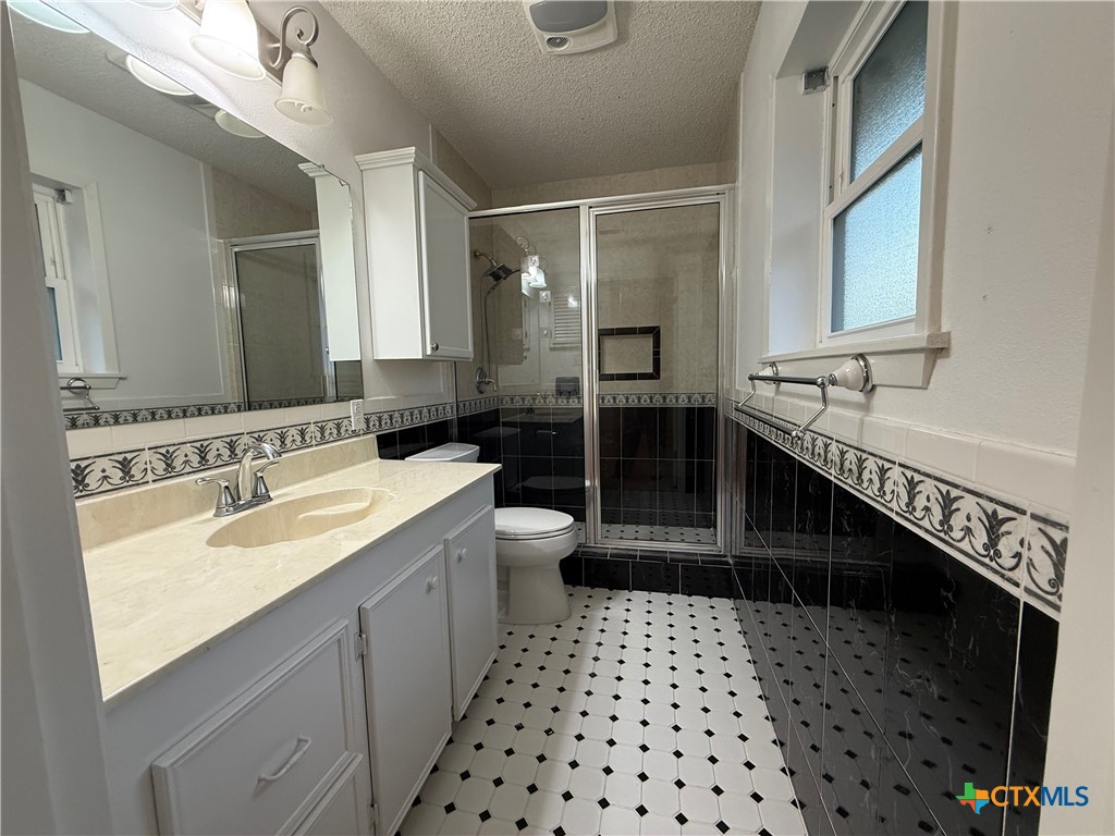 1001 Brookhollow Drive Property Photo 32