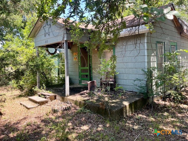 205 S Columbus Avenue Property Photo 1
