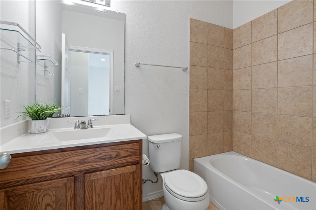 2105 Town Centre Drive 42 Property Photo 27
